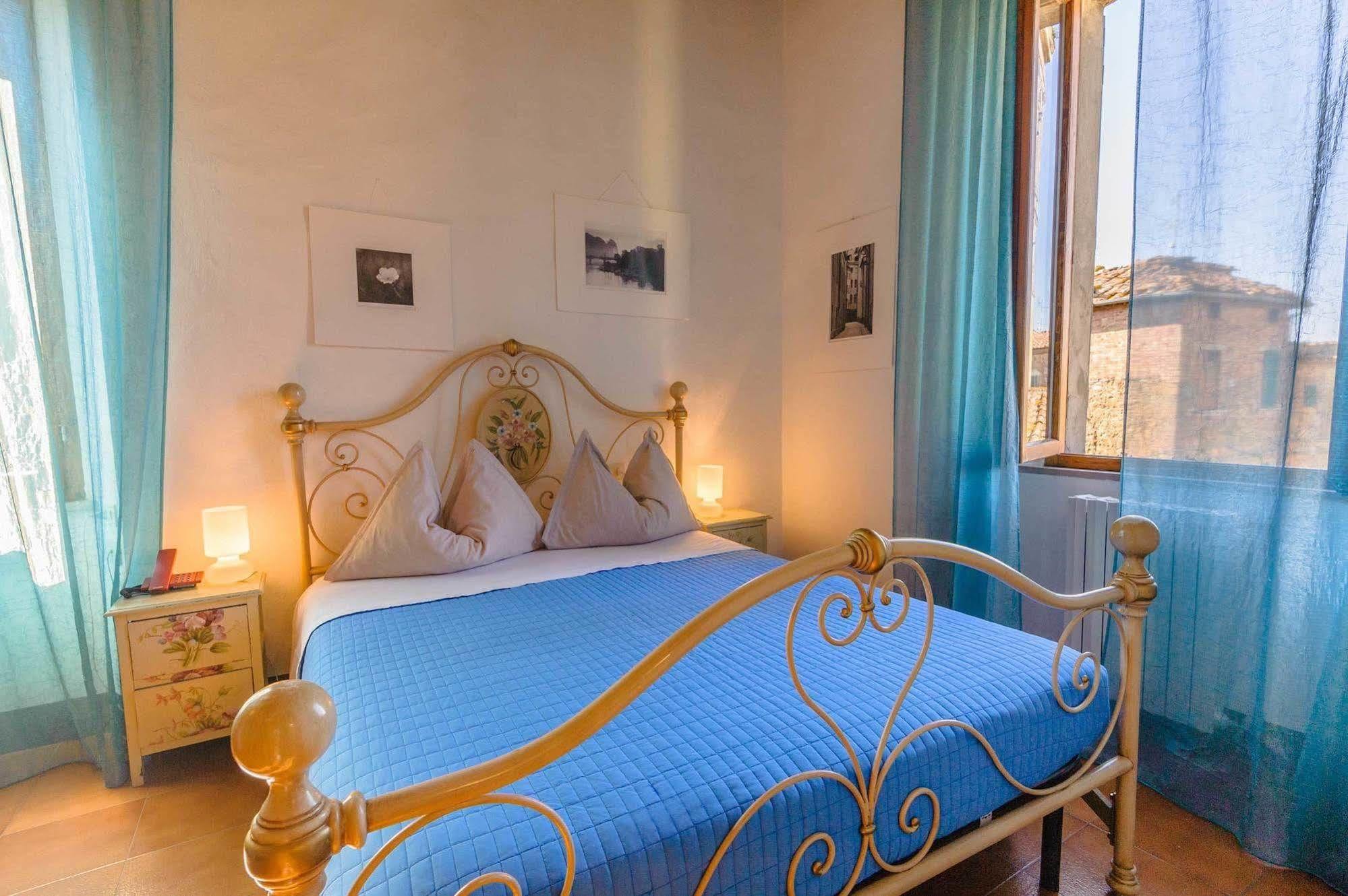 Locanda Di Casalmustia Castelmuzio Ngoại thất bức ảnh
